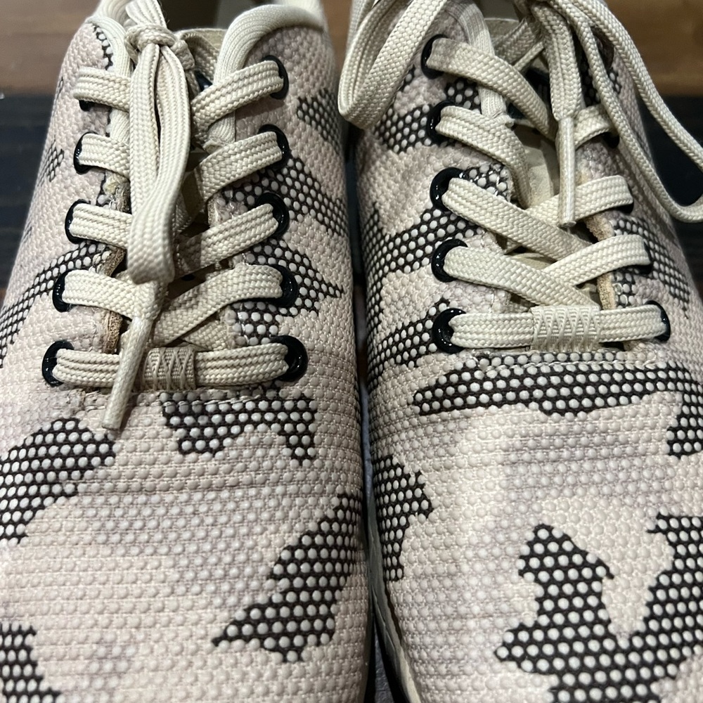 NOBULL PROJECT TRAINERS CAMO PRINT WOMENS SIZE 8 & MENS size 6.5